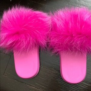 Kids fur slides